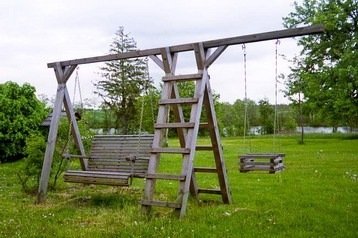 Polonia Privát Bytów, Esterno